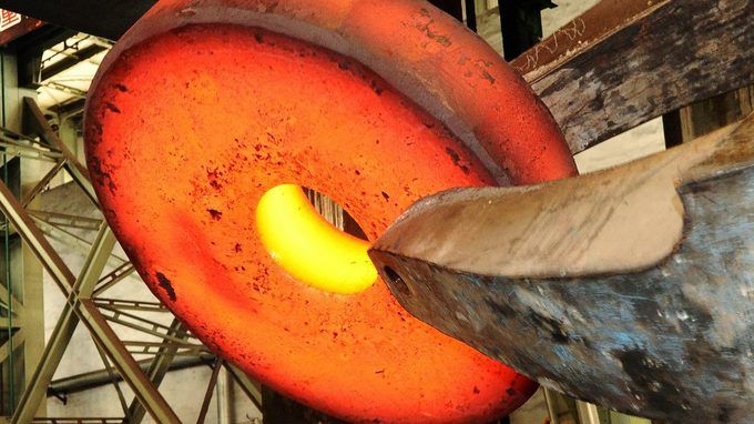 Udimet 500 nickel-based precipitation-hardened superalloy bar and forging for gas turbine components